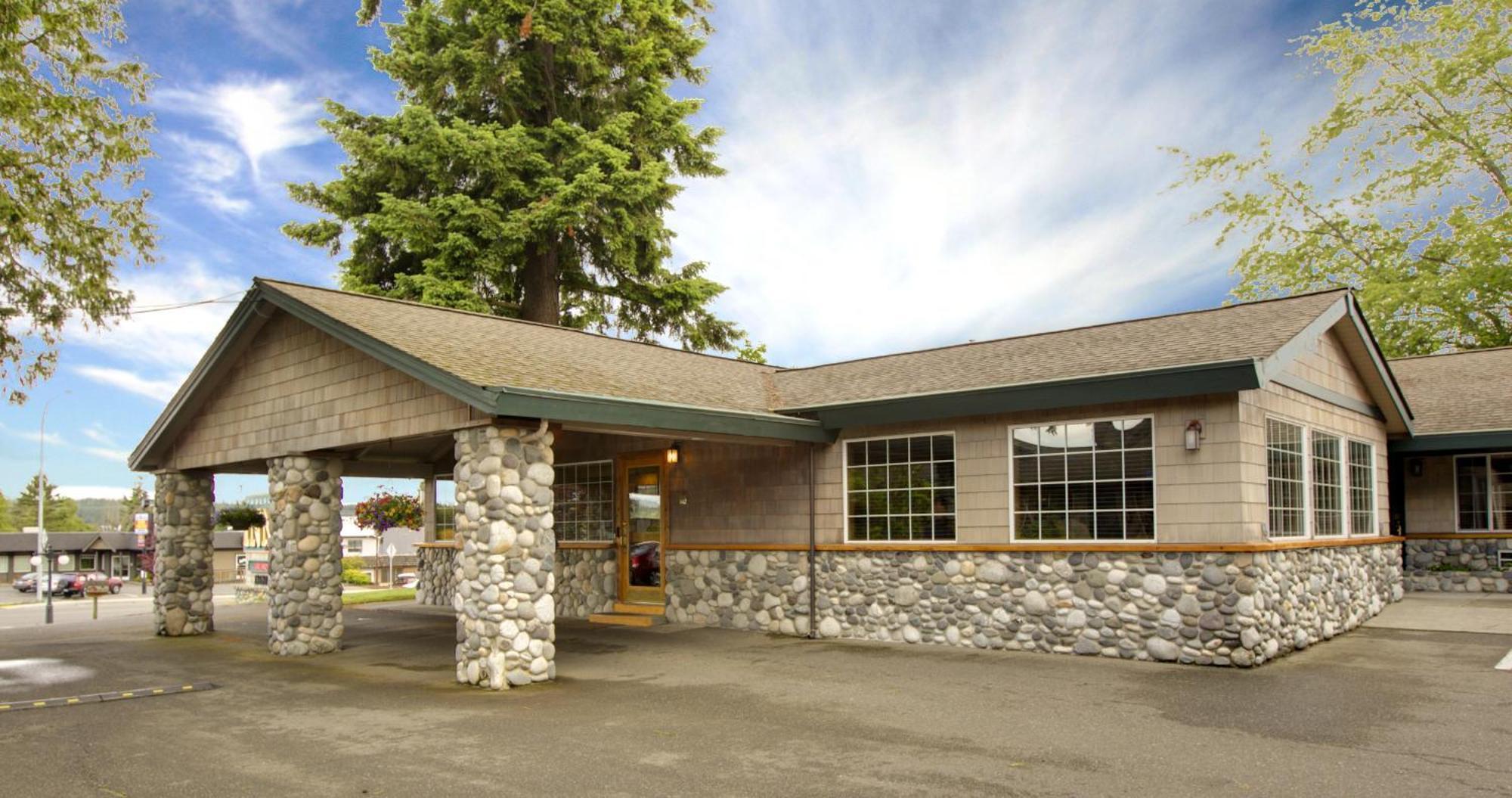 & Poulsbo